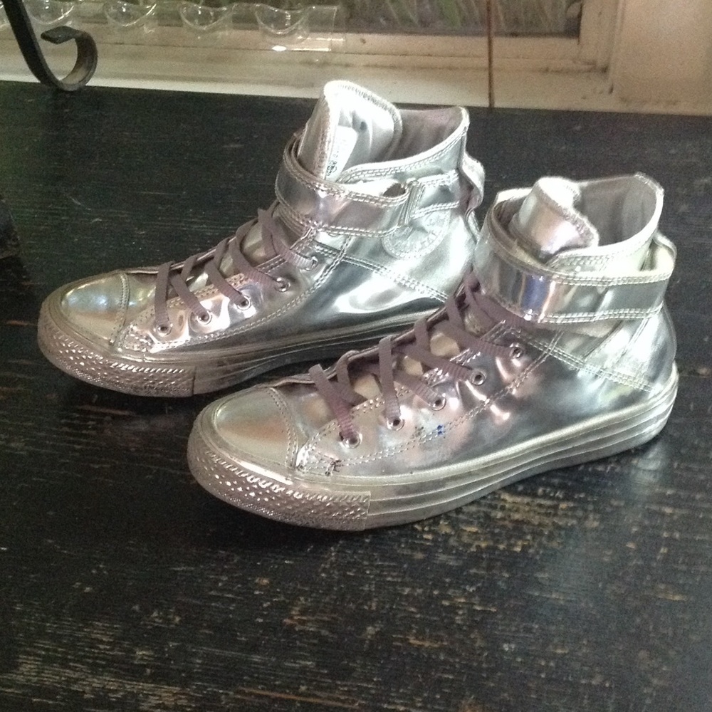 Converse Hightops - Picture 2 of 2